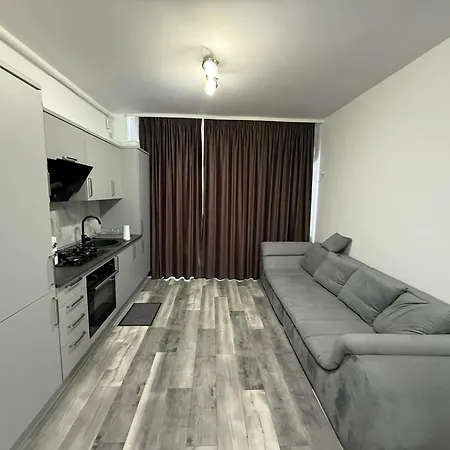 Mamaia Nord * Navodari