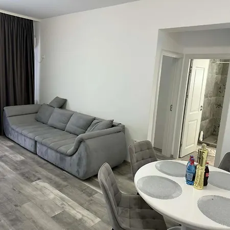 Mamaia Nord * Navodari